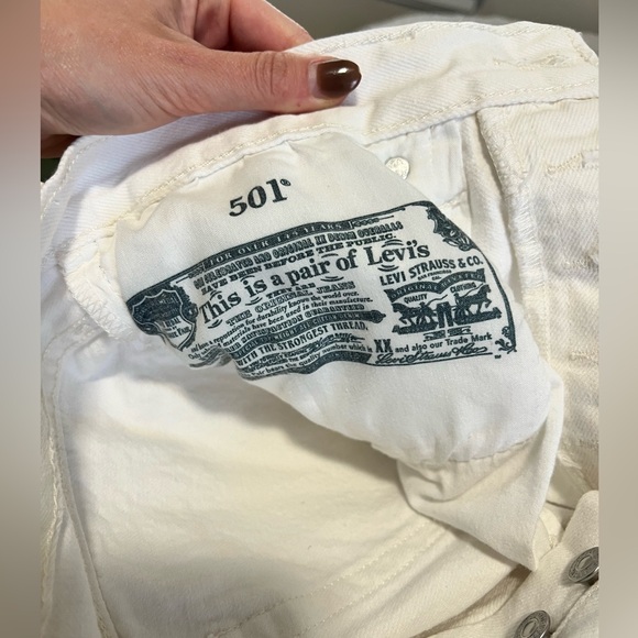 Levi's 501 original fit jeans in white/ivory - size 26 - Picture 3 of 5